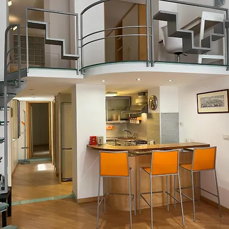 Appartamento Napolina House - Chiaia *