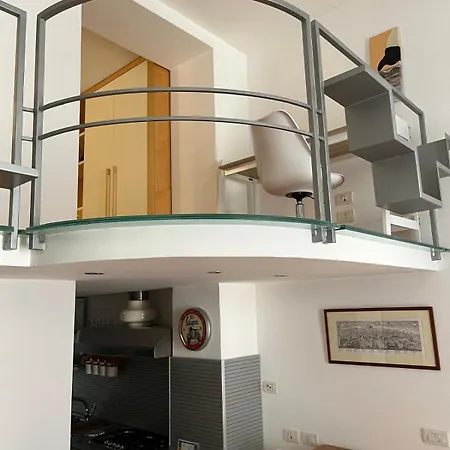 Napolina House - Chiaia Appartamento *