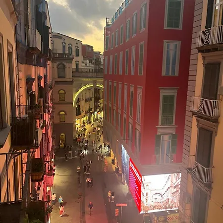 Napolina House - Chiaia شقة