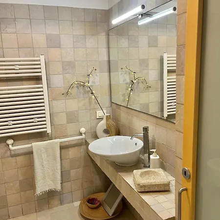 Napolina House - Chiaia