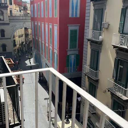 Apartment Napolina House - Chiaia Naples