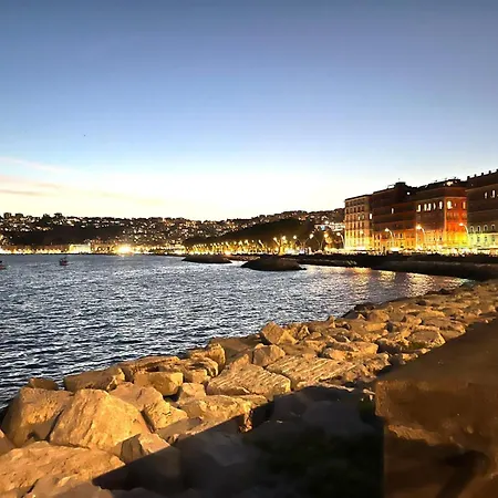 Apartment Napolina House - Chiaia Naples