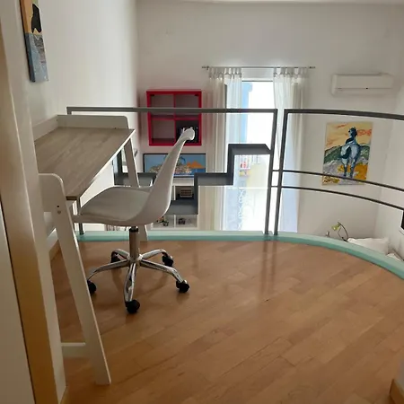 Napolina House - Chiaia Naples